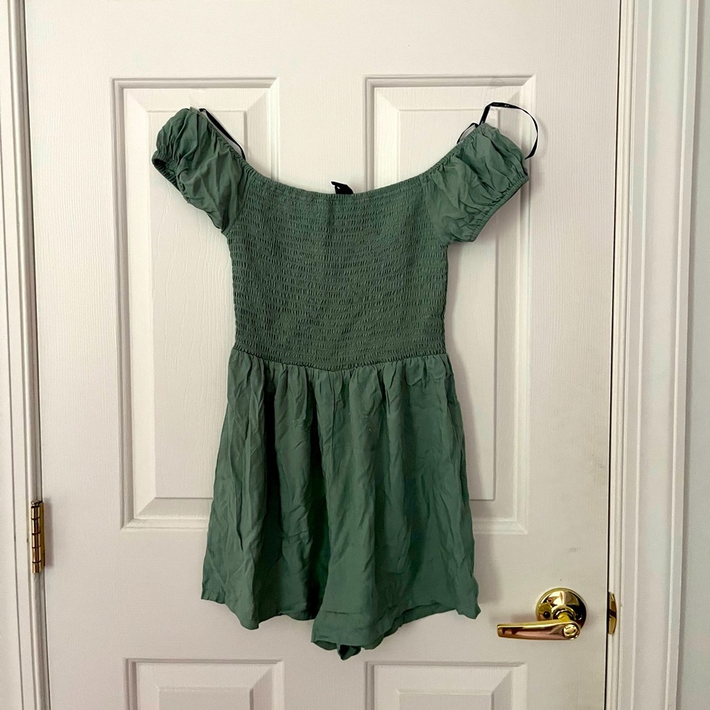 NEW S Forever 21 Romper